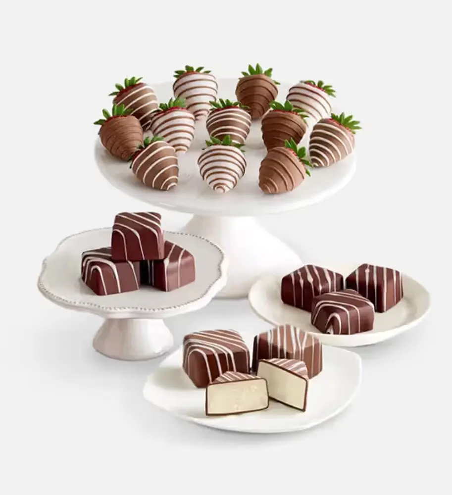 Cheesecake Bites & Drizzled Strawberries