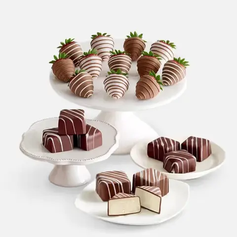 Cheesecake Bites & Drizzled Strawberries