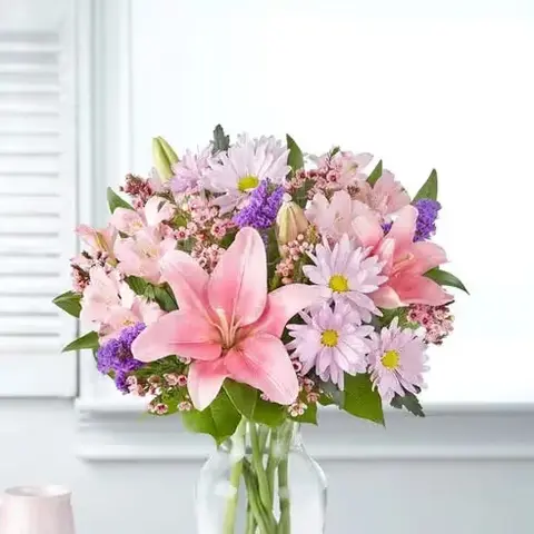 Floral Treasures Pastel Bouquet