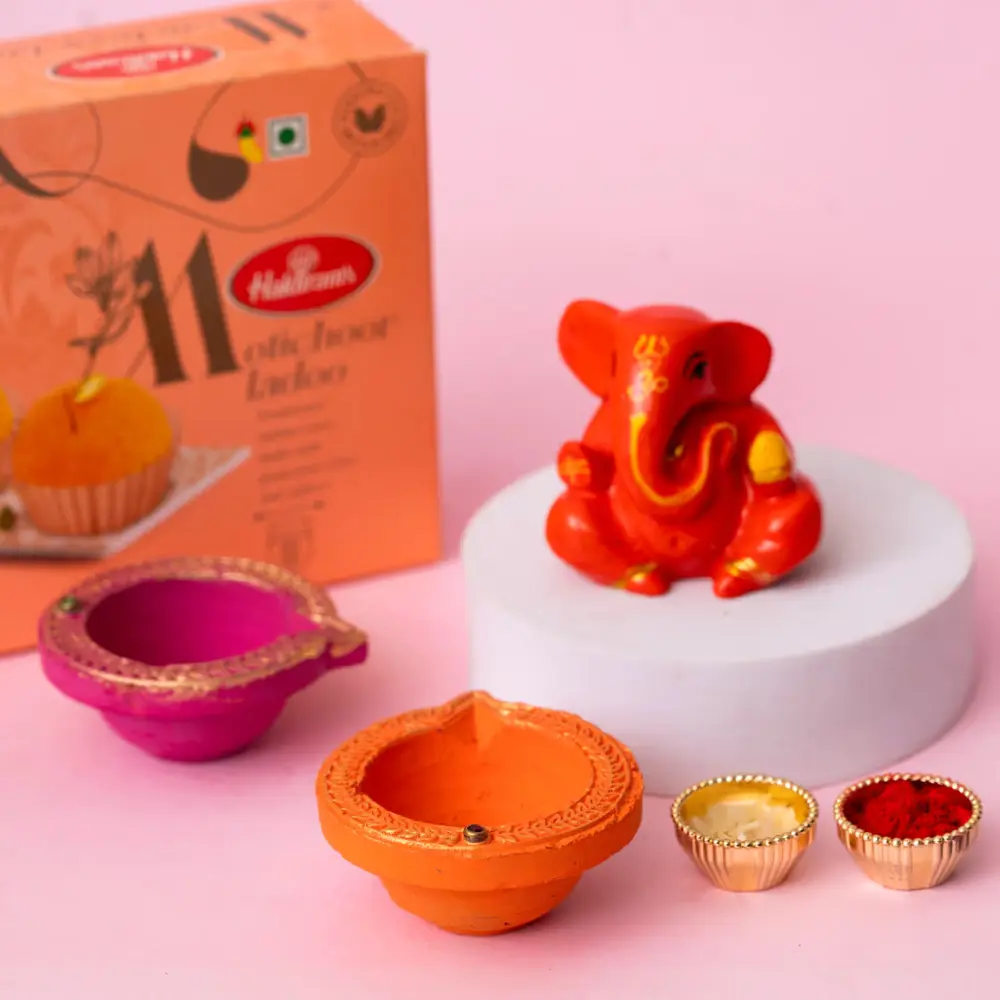Motichoor Laddoo, Ganesha Idol & Diyas