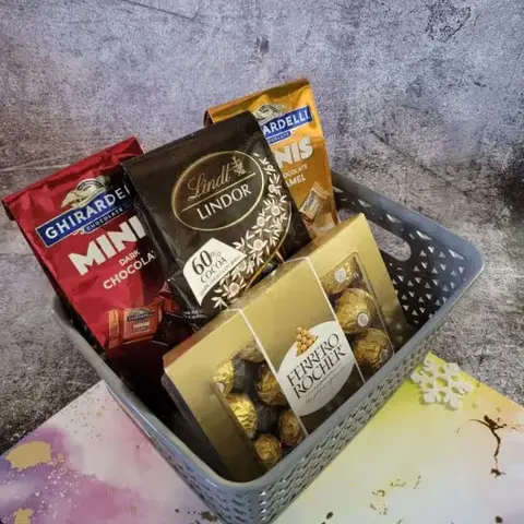 Ferrero, Lindor & Ghirardelli Chocolate Set