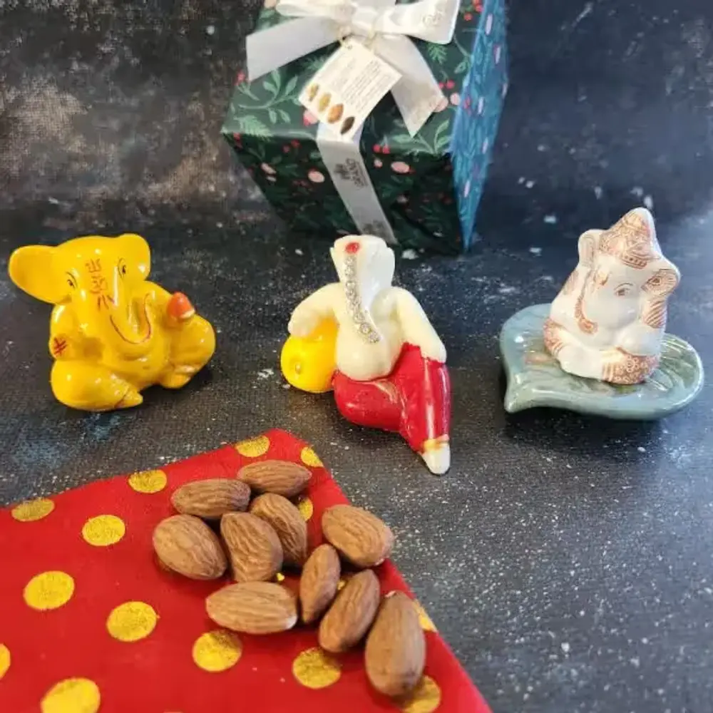 Ganesha Idol with Almonds in Gift Box