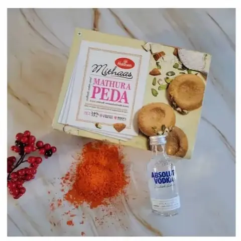 Mathura Peda with Absolut Miniature