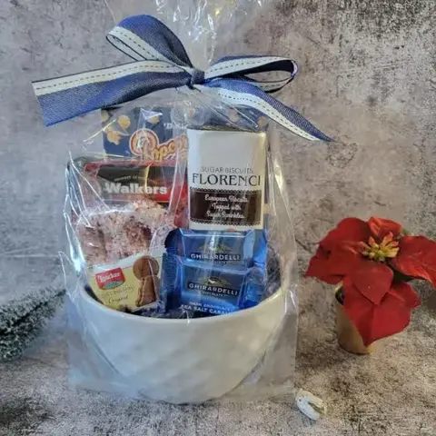 Christmas Cookies & Chocolates Hamper