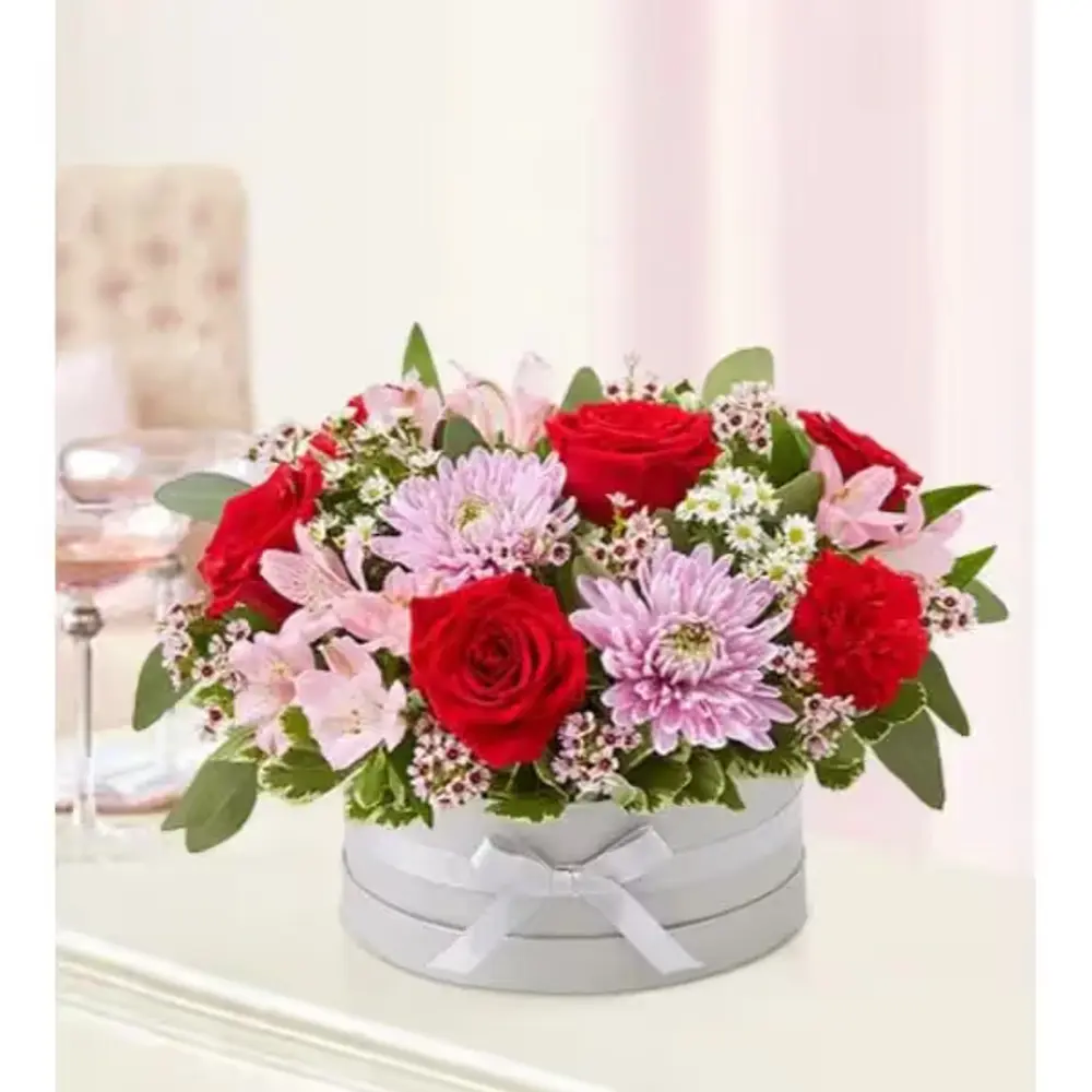 Sweet Love Bouquet in Hatbox