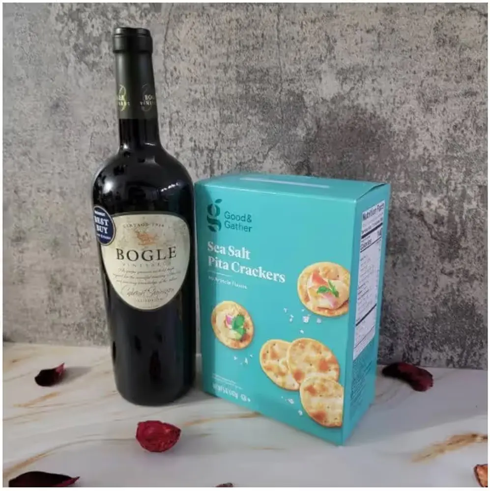 Cabernet & Pita Crackers