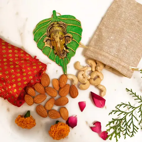 Ganesha Wall Hanging, Almonds & Cashews