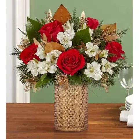 Shining Bright Christmas Bouquet