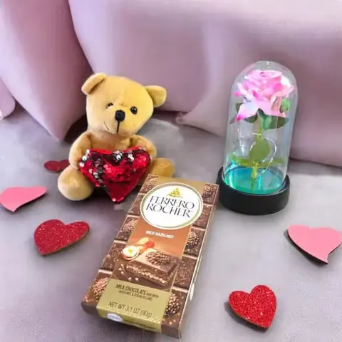 Teddy, Ferrero & Eternal Rose Light