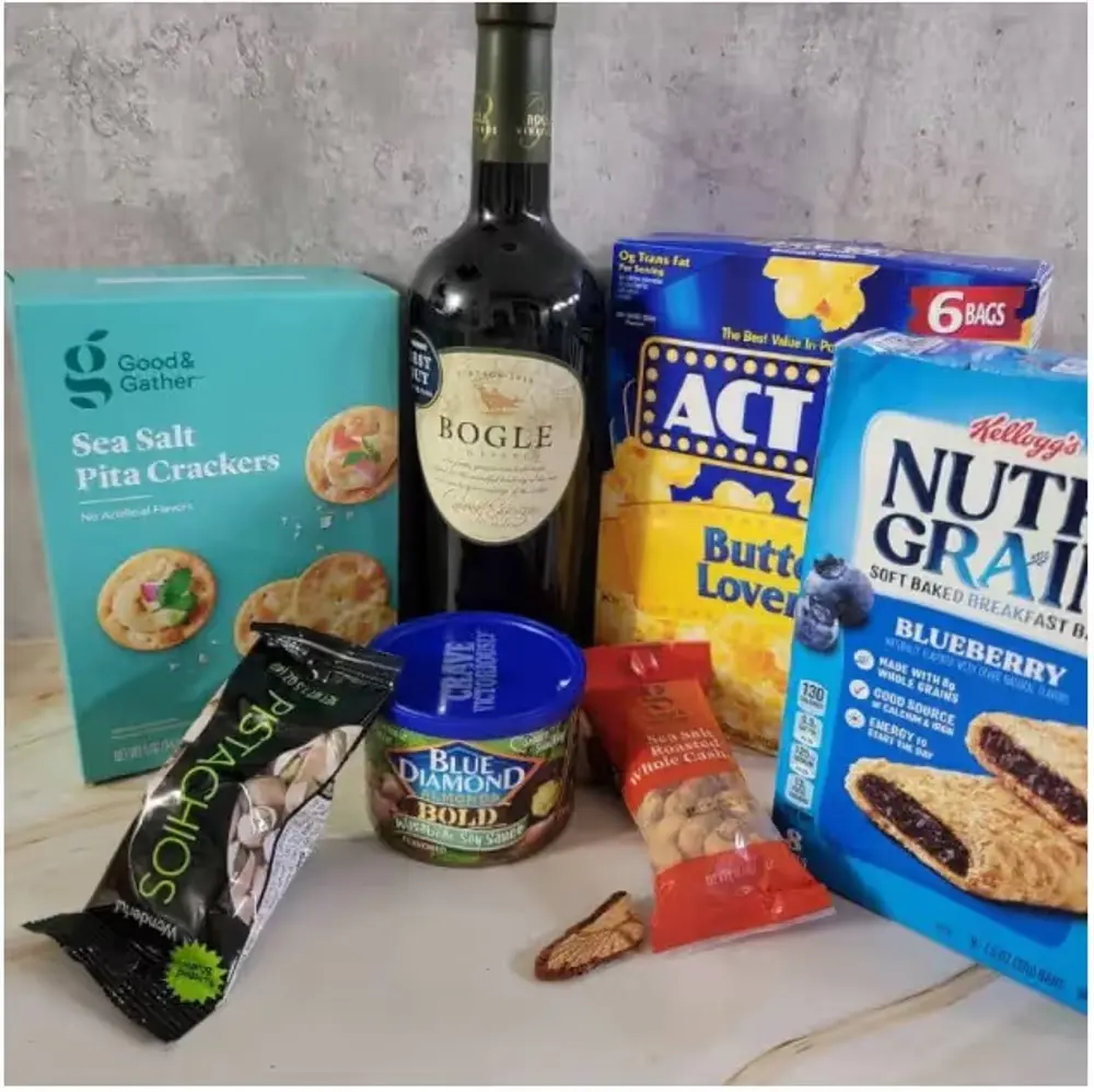 Cabernet & Nuts Gift