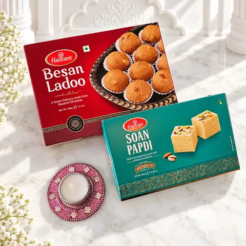 Besan Laddoo, Soan Papdi & Diya Gift