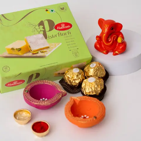 Pista Burfi, Ferrero, Ganesha & Diyas