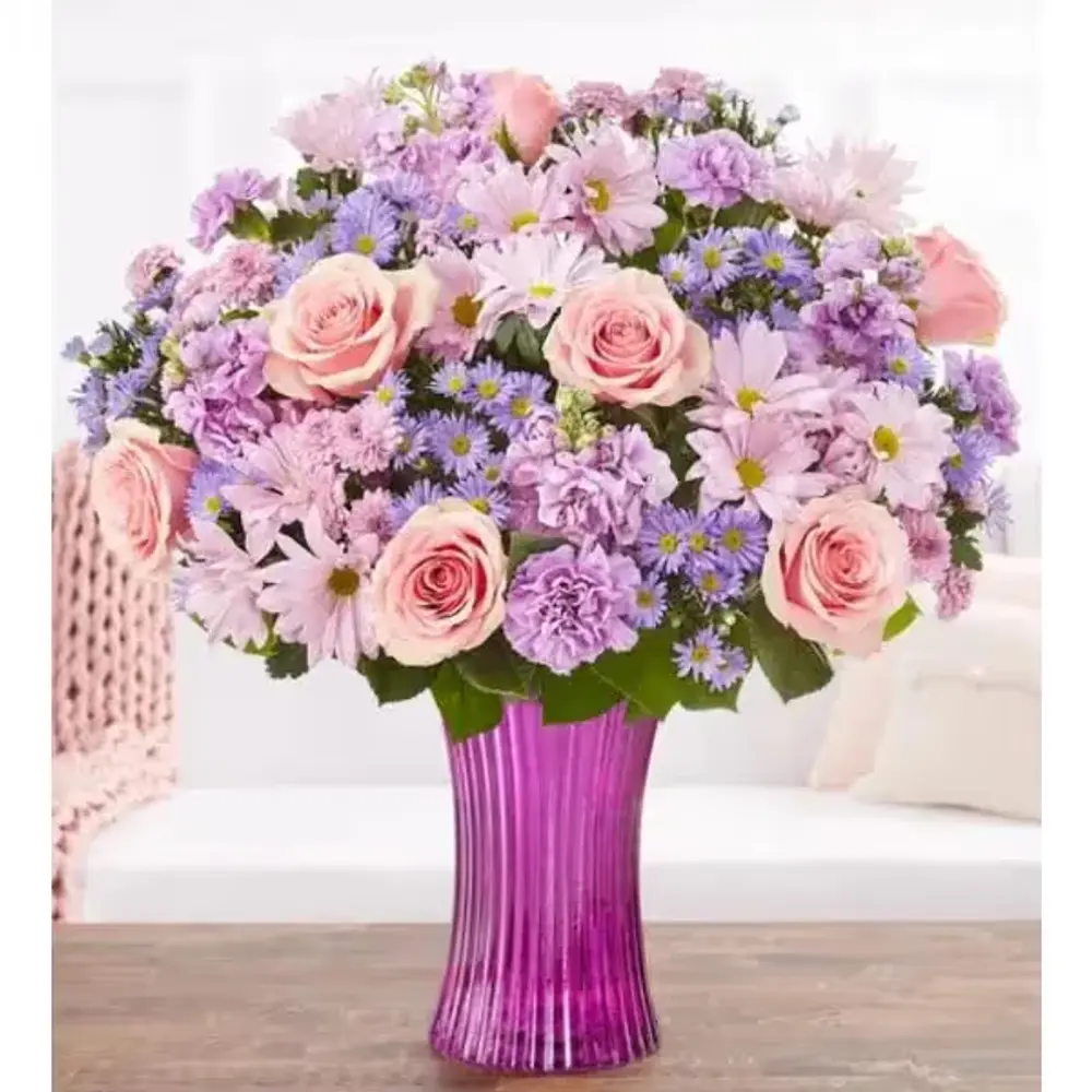 Elegant Daydream Bouquet in Violet Vase
