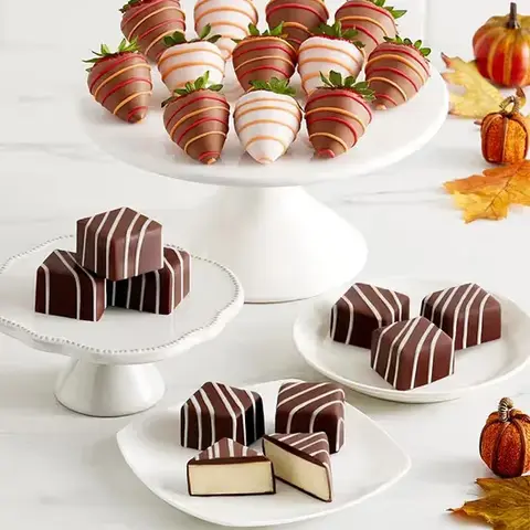 Autumn Cheesecake Bites & Dipped Strawberries