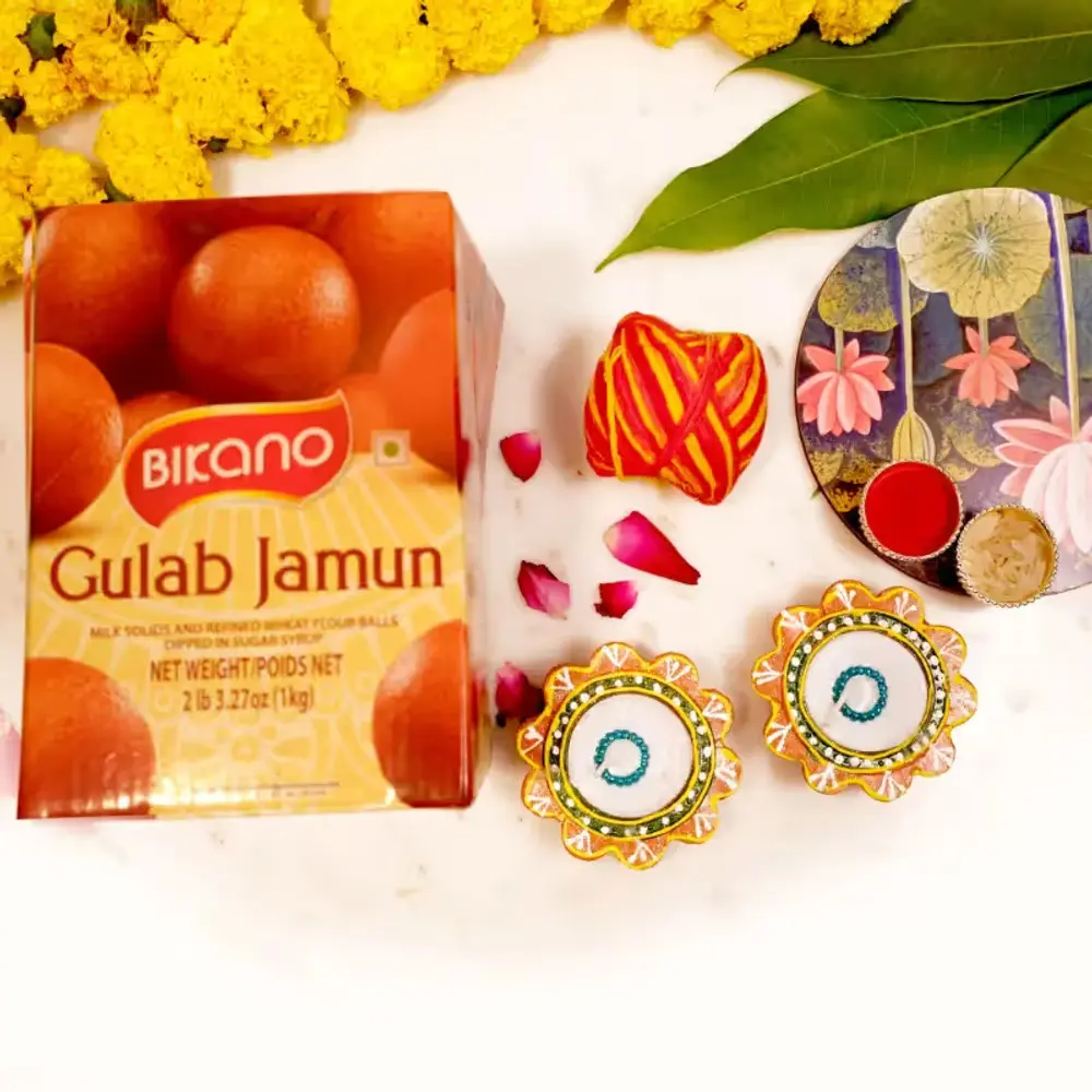 Pooja Thali, Gulab Jamun & Diyas