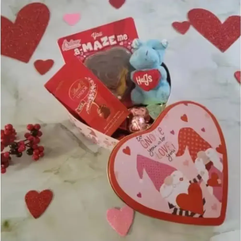 A-Maze-ing Chocolate Heart & Teddy