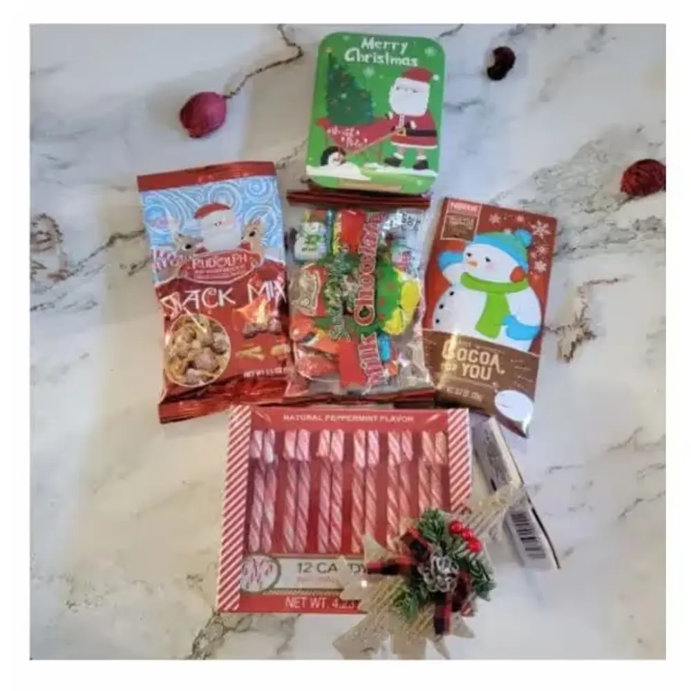 Holiday Candies & Snacks Box