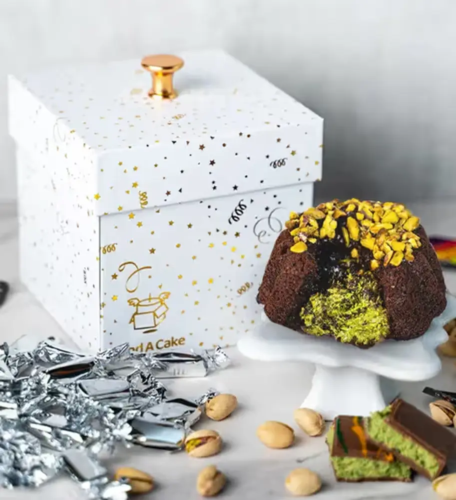 Dubai Chocolate Cake Explosion Gift Box