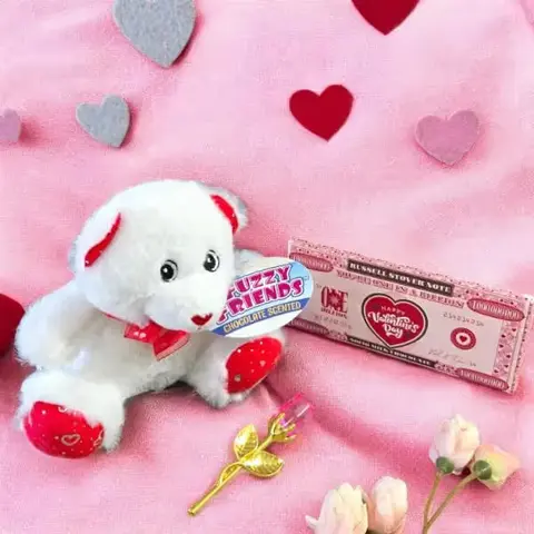 Teddy & Russell Stover Bar