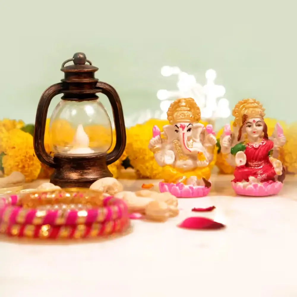 Laxmi Ganesha Idols & Lantern