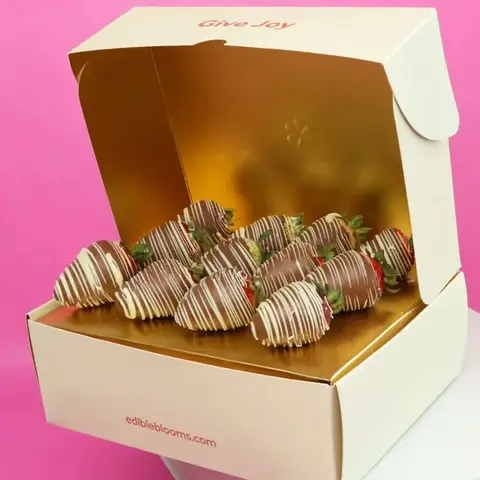 Belgian Chocolate Dipped Strawberry Box