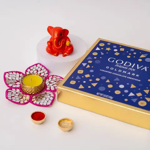 Ganesha Idol, Candle & Godiva Chocolates