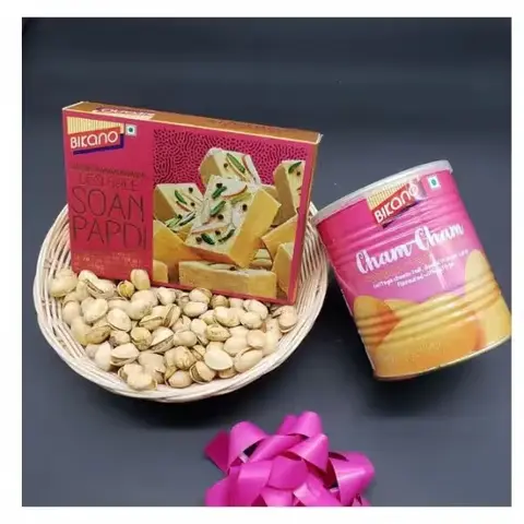 Soan Papdi, Cham Cham & Pistachios