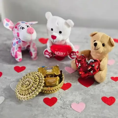 Teddy Trio & Golden Candy Box