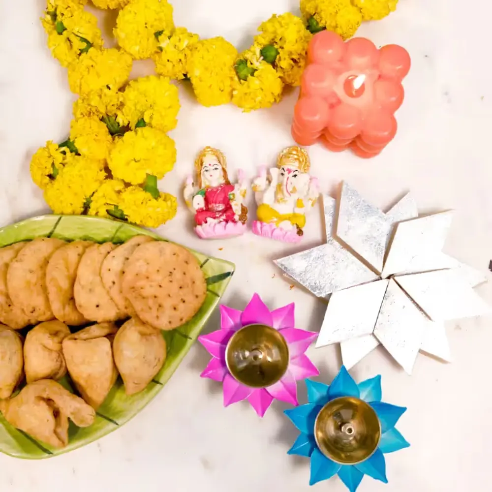 Diyas, Laxmi Ganesha, Snacks & Candle
