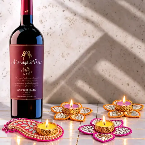 Red Wine & Four Tealights Diwali Set