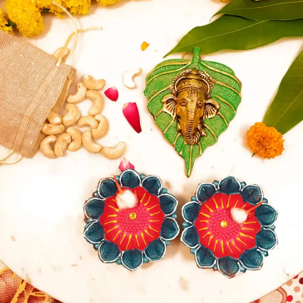 Ganesha Wall Decor, Diyas & Cashews