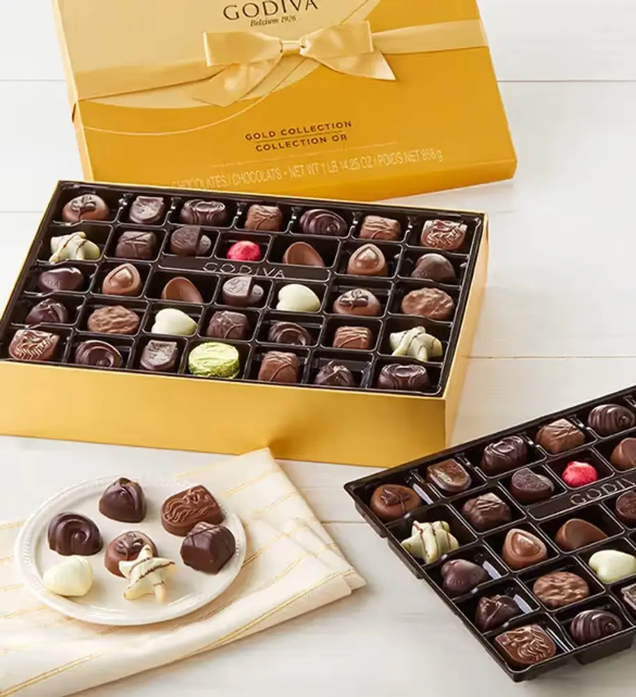 Godiva Signature Gold Ballotin