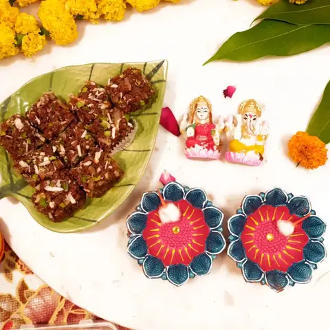 Laxmi Ganesha Idol, Diyas & Dodha Burfi