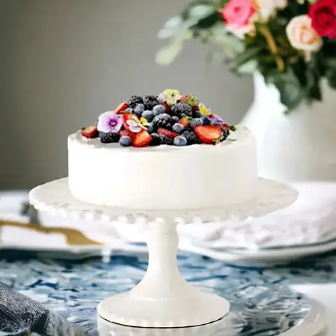 Berry Chantilly Cake, 2 lb