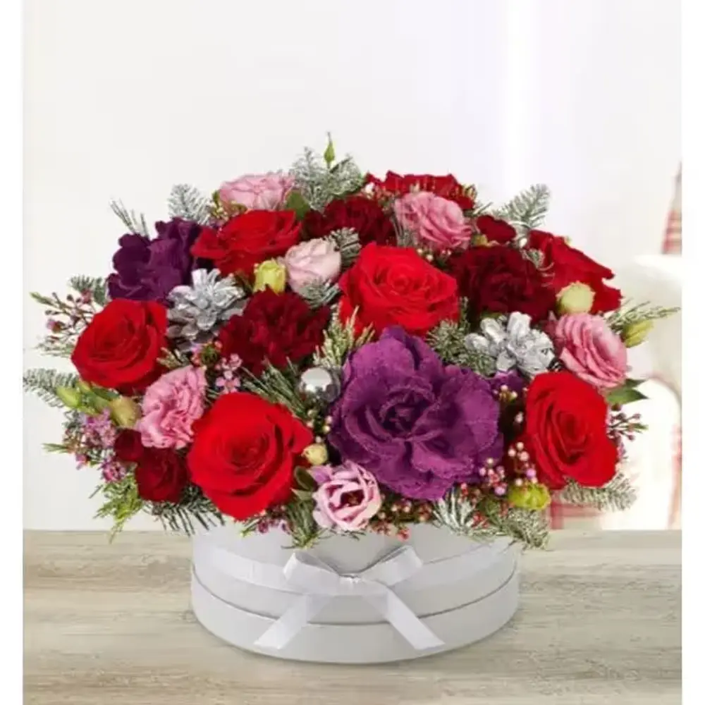 Winter Frost Bouquet in Hatbox