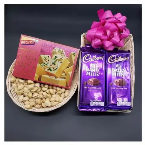 Soan Papdi, Pistachios & Dairy Milk