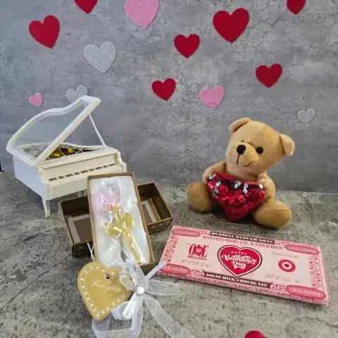Teddy, Chocolate & Crystal Rose