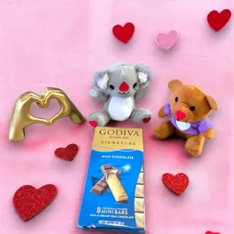 Two Teddies, Godiva & Heart Hands