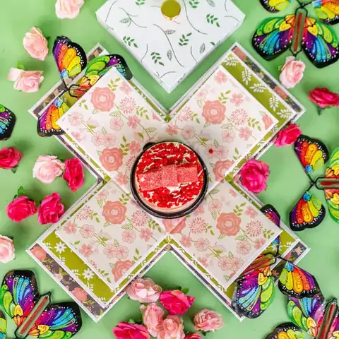 Blossom Surprise Box with Strawberry Cake