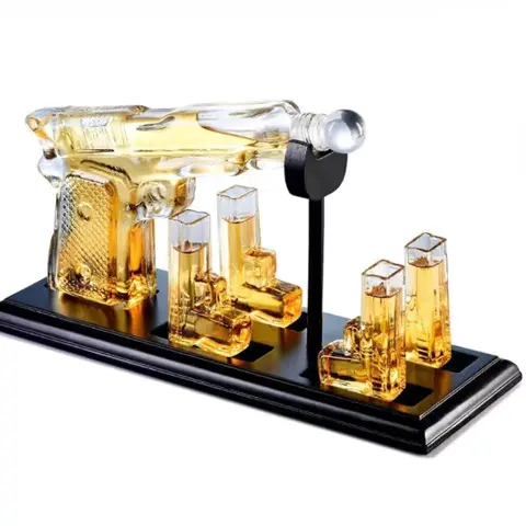 Rifle Whiskey Decanter & Glasses Set