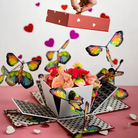 Love Explosion Red Velvet Cake Box